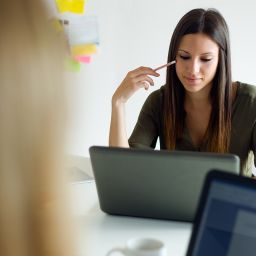 Alumna realizando un curso de formación Hobetuz
