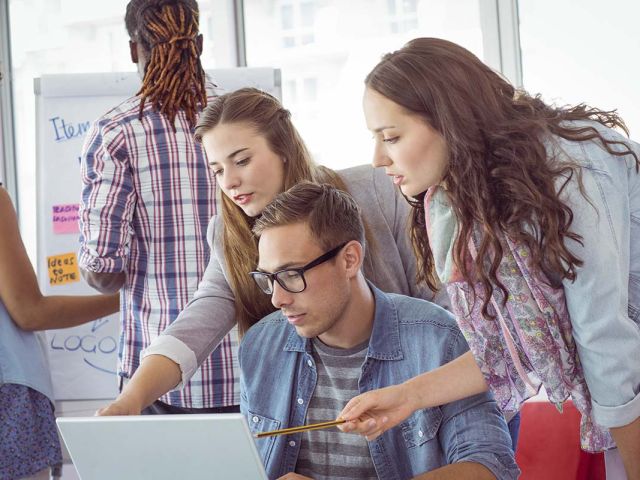 alumnos de ciclos formativos en bilbao centro estudios mikeldi