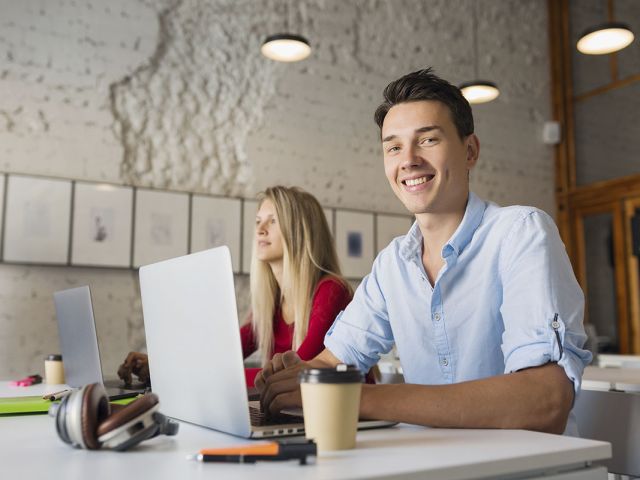 doble grado administración bilbao centro estudios mikeldi